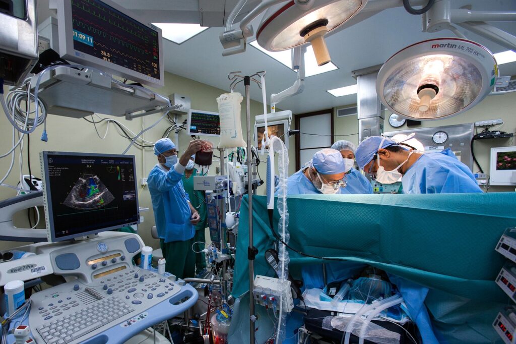 health care, surgery-5051152.jpg
