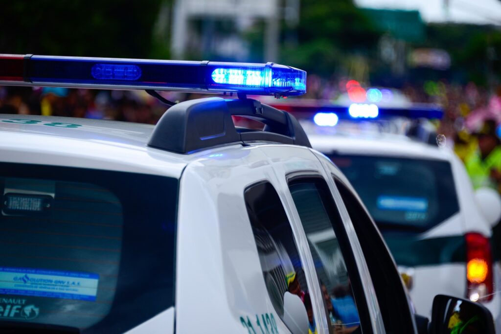 police cars, caravan-1531274.jpg