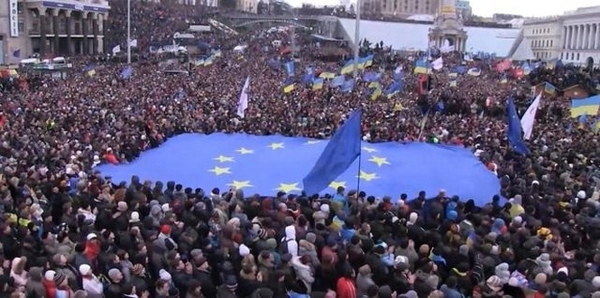 Independence Square, people, large European Union flag